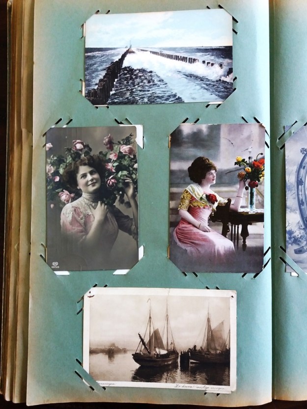 Ansichtkaartenboek oudtante Nel 082