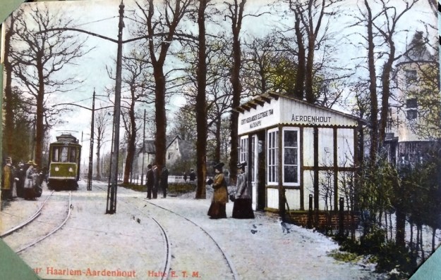 Ansichtkaartenboek oudtante Nel 119